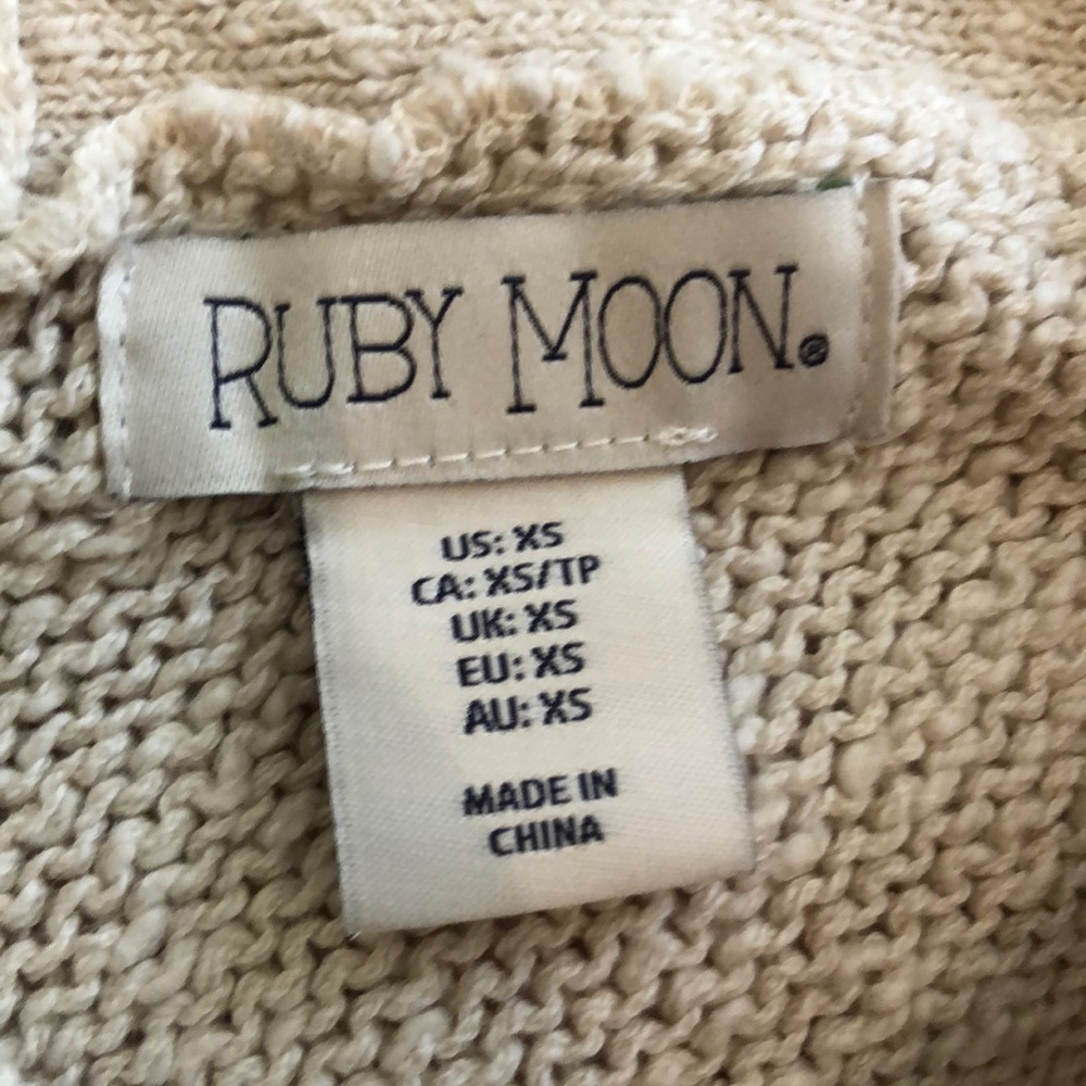 Sweater - Picture 2 of 3